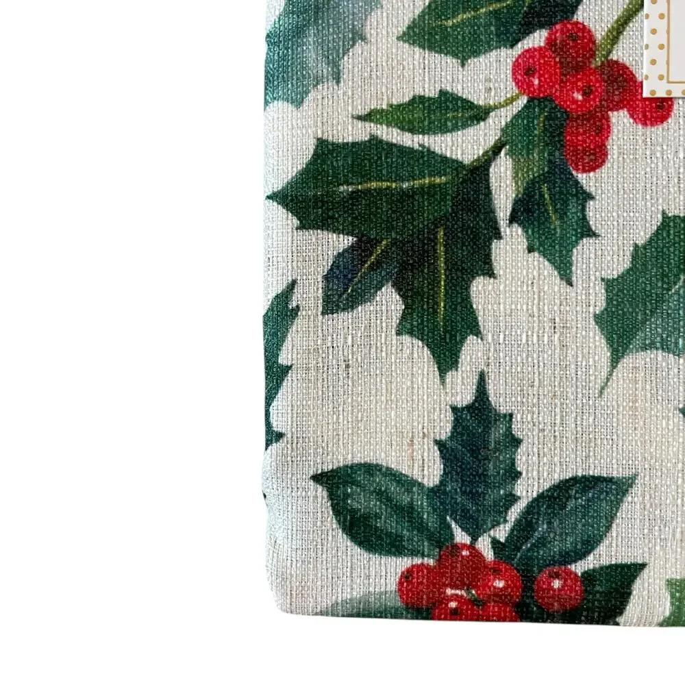 Cupcakes & Cashmere Holly Berry Christmas Tablecloth 60” X 120” Oblong New
